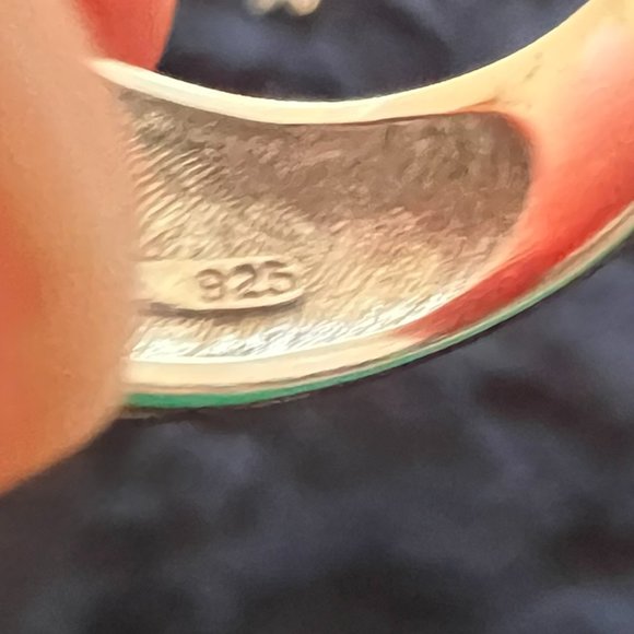 Sterling Silver - Enamel Flower Pattern Size 6 Ring & Matching Earrings - Picture 6 of 6